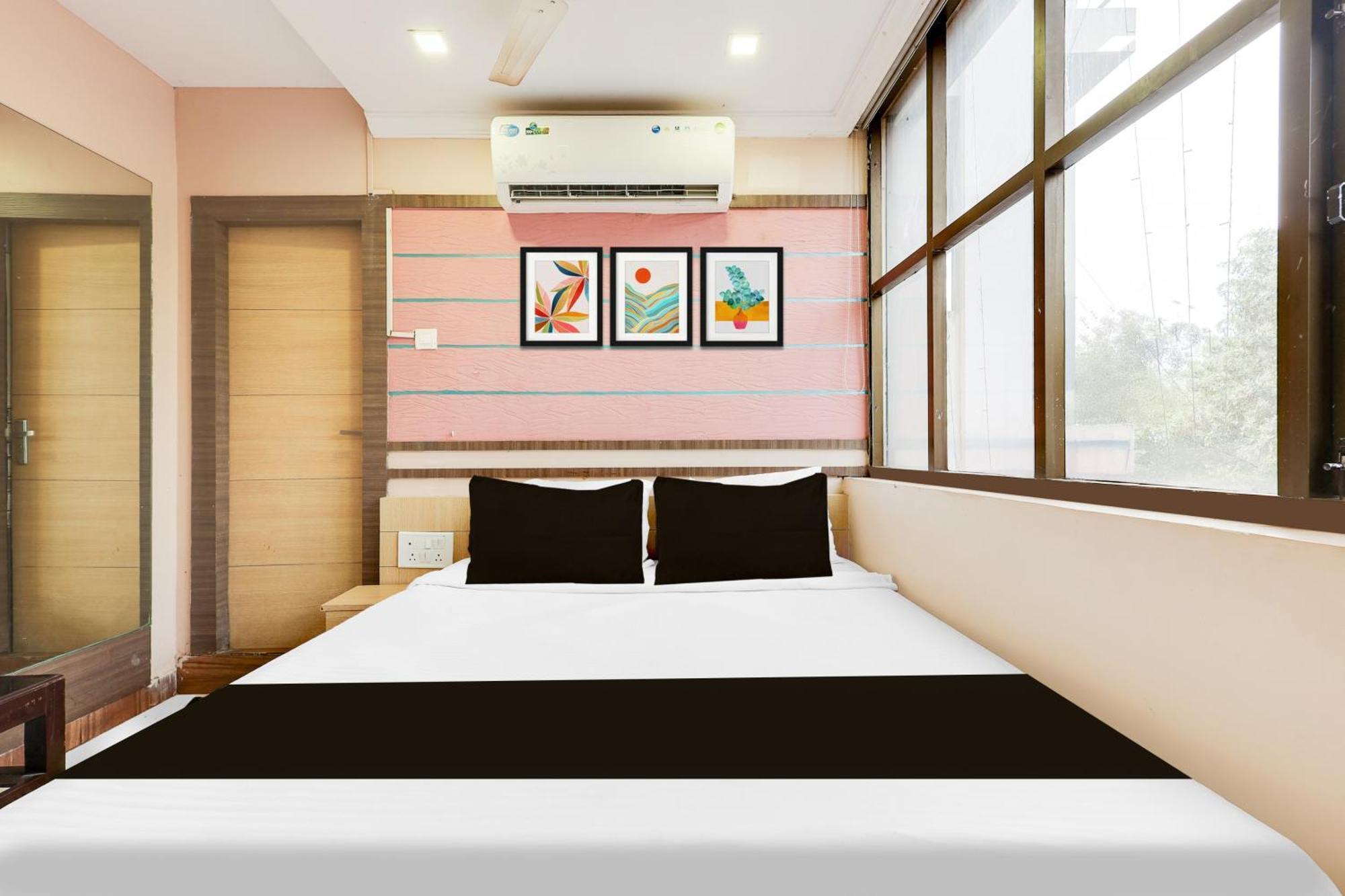 Hotel O Port Road Near Poorna Market Visakhapatnam Esterno foto